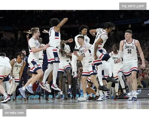 NCAA女子冰球“冻四”总决赛前瞻，卫冕冠军威斯康辛大学对阵俄亥俄州立